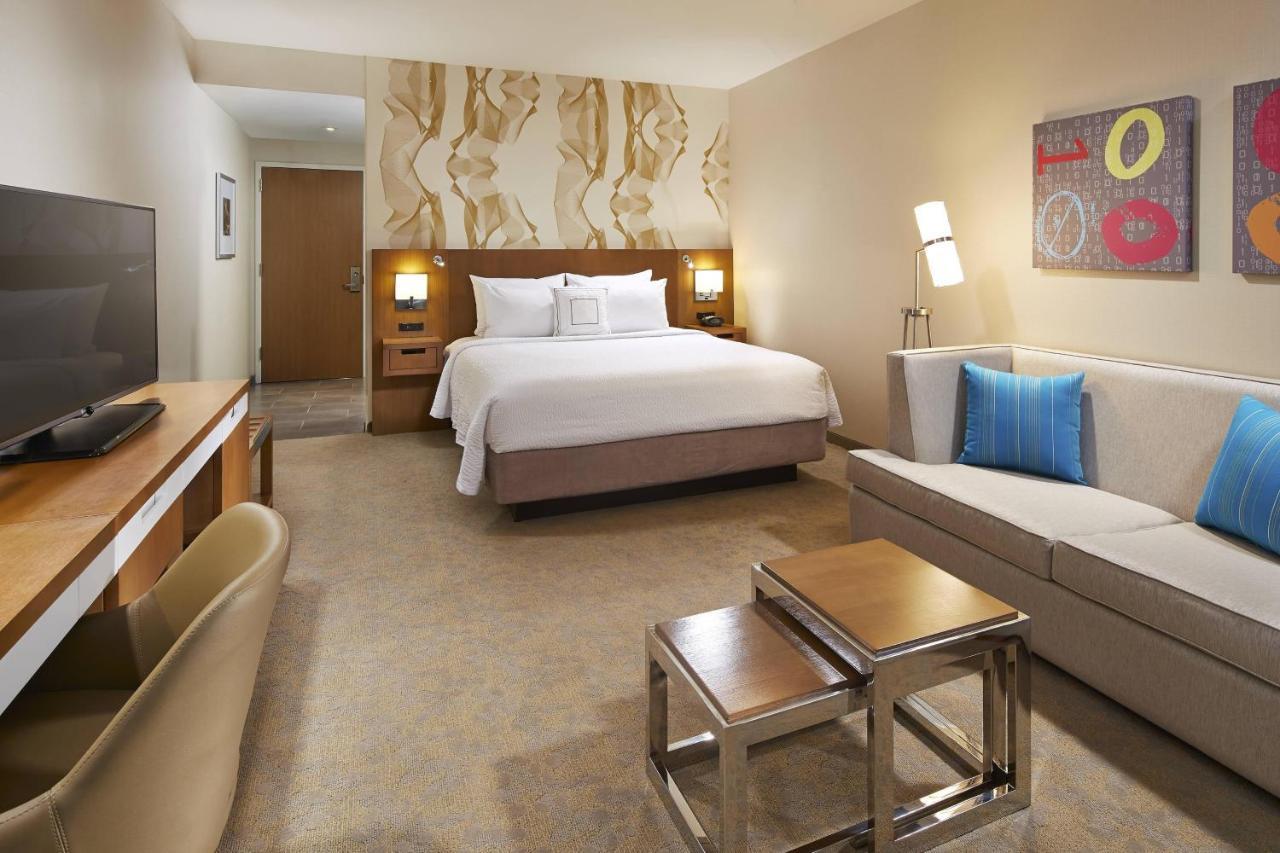 Courtyard By Marriott Sunnyvale Silicon Valley Екстер'єр фото